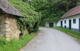 Kellergasse Kronberg, © Weinviertel Tourismus