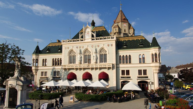 Vorderansicht Rathaus Korneuburg, © Kreiner Markus