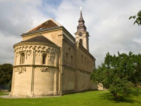 Romanische Kirche in Schöngrabern, © Weinstraße Weinviertel West