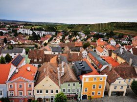 Historischer Retzer Hauptplatz - einkehren und wohlfühlen, © Weinstraße Weinviertel West