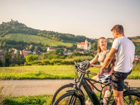 Radfahren im Weinviertel, © Weinviertel Tourismus / POV Robert Herbst