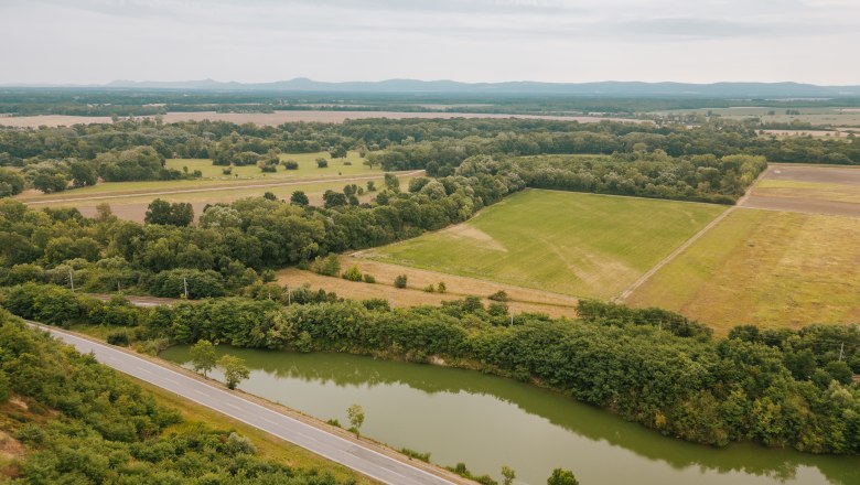 Idyllische Weiten des Marchfelds im Weinviertel, © Weinviertel Tourismus / nadinechristine__