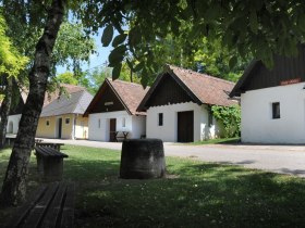 Kellergasse Leithen Platt, © Herbert Schleich