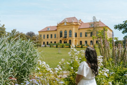 Das ehemalige Jagdschloss Eckartsau lässt sich erkunden ... , © Weinviertel Tourismus / nadinechristine__