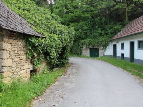 Kellergasse Kronberg, © Weinviertel Tourismus