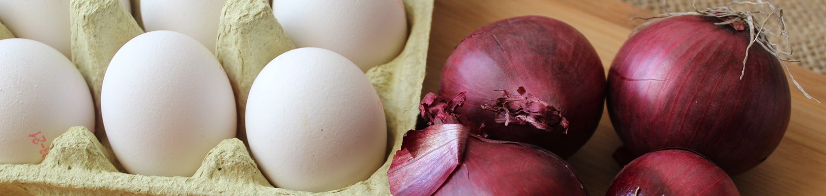 Eier färben mit Zwiebelschale, © Weinviertel Tourismus