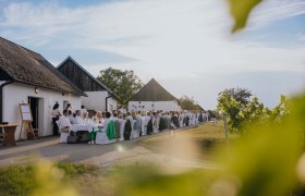 Tafeln im Weinviertel, © Weinviertel Tourismus / Creating Click