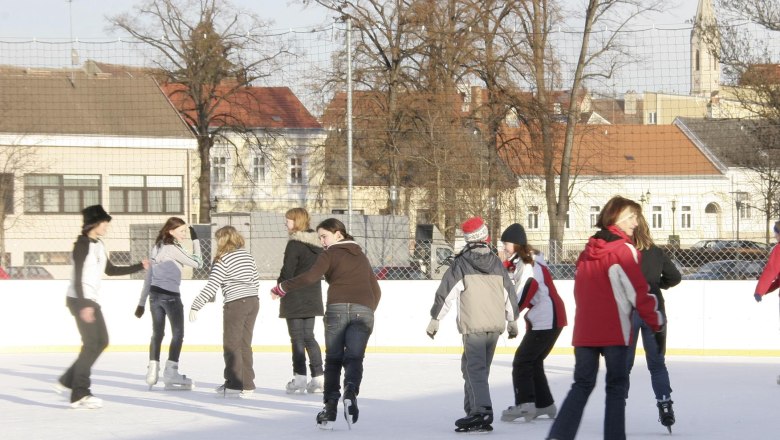 Kinder auf dem Eis, © Jarmer