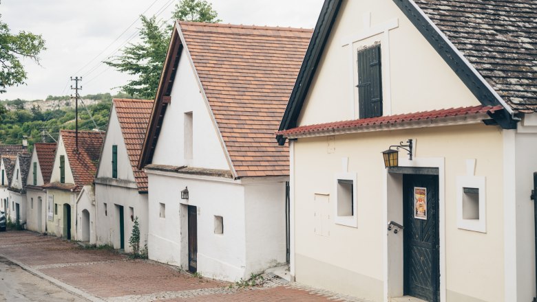 Kellergasse &quot;Oagossn&quot; in Falkenstein, © Niederösterreich Werbung / Ian Ehm