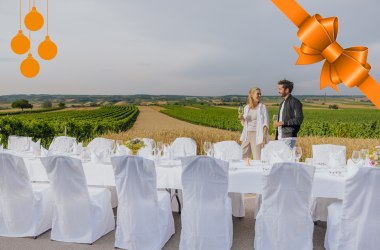 Tafeln im Weinviertel, © Weinviertel Tourismus / Creating Click