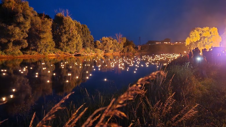 Lichterschwimmen, © Petra Vozarova