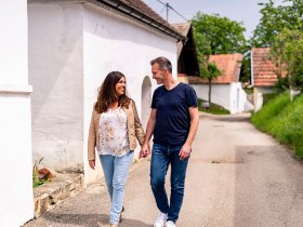 Öhlbergkellergasse Pillersdorf, © Weinviertel Tourismus / Robert Herbst