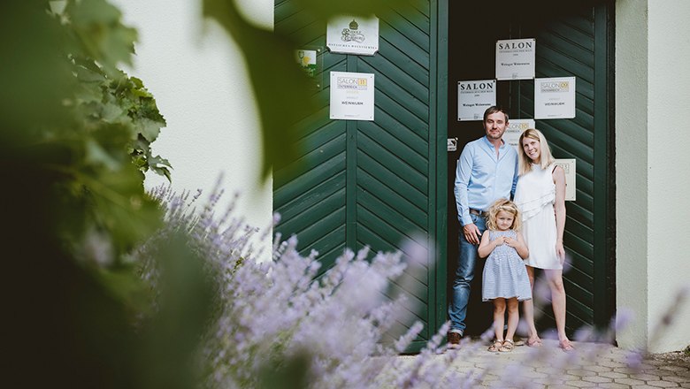 Willkommen bei Familie Weinwurm, © Weingut Weinwurm / Michael Reidinger