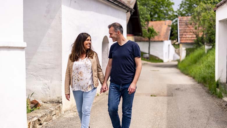 Öhlbergkellergasse Pillersdorf, © Weinviertel Tourismus / Herbst