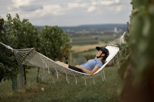 und entspannen Sie bei den Radpartnern! , © Weinviertel Tourismus / Markus Frühmann