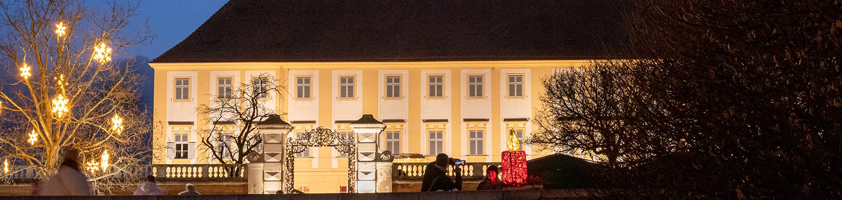 Adventmarkt auf Schloss Hof, © Niederösterreich Werbung / Claudia Schlager